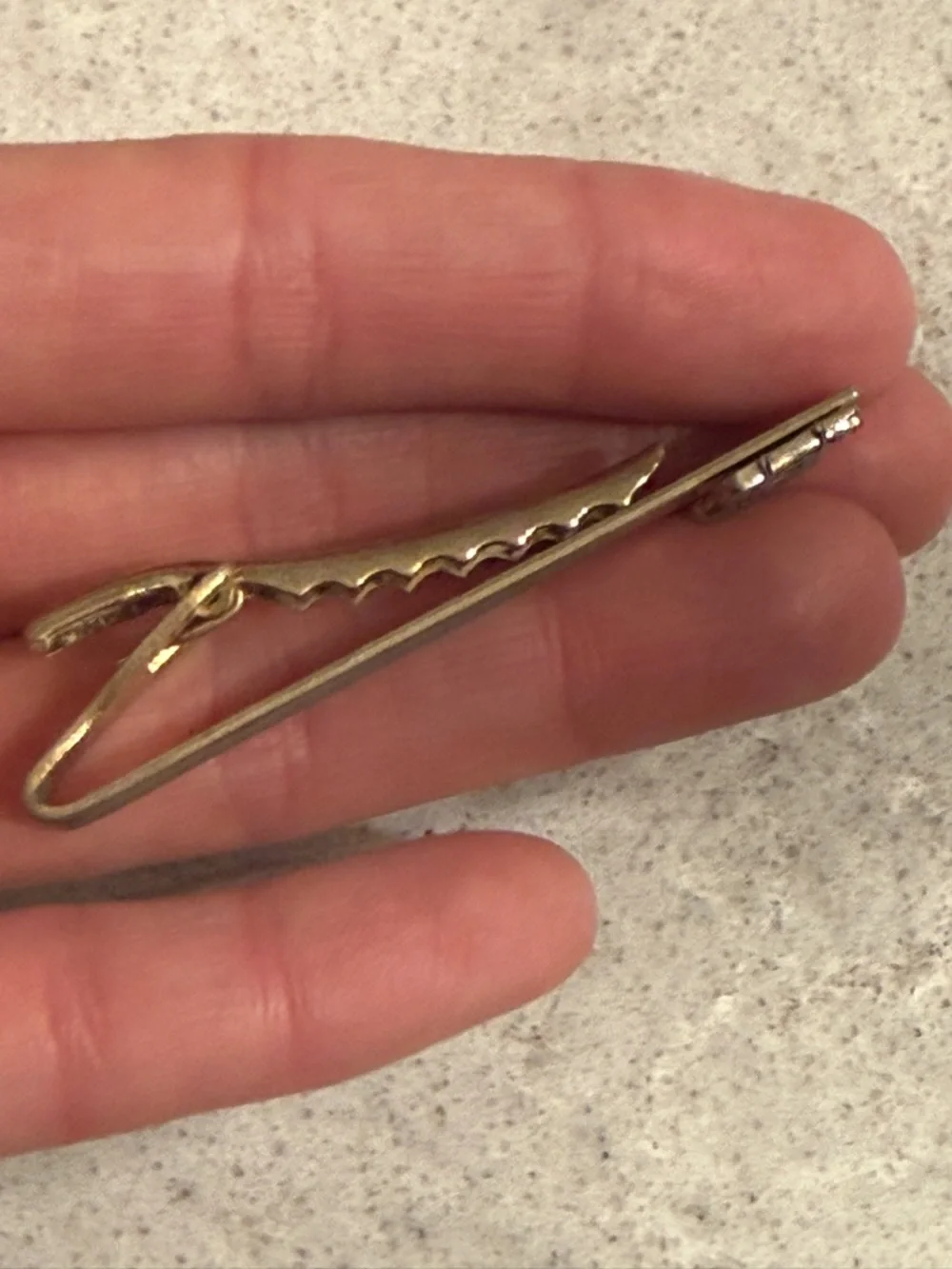 Rare vintage 1945 gold Tone Liberty Bell Tie Bar money clip accessory
